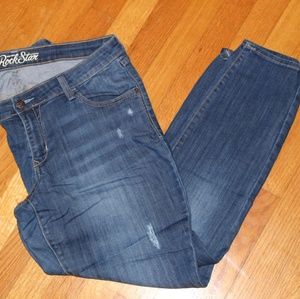 Old navy Rockstar Ankle length Jeans Sz 16